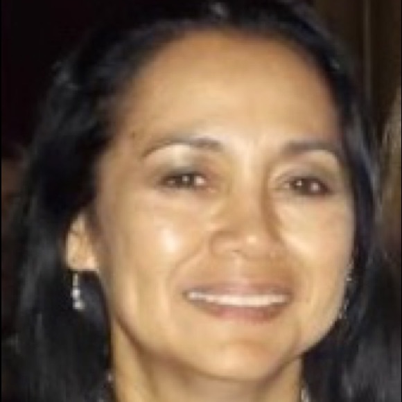 Meet your Posher, Margo - Picture 1 of 5